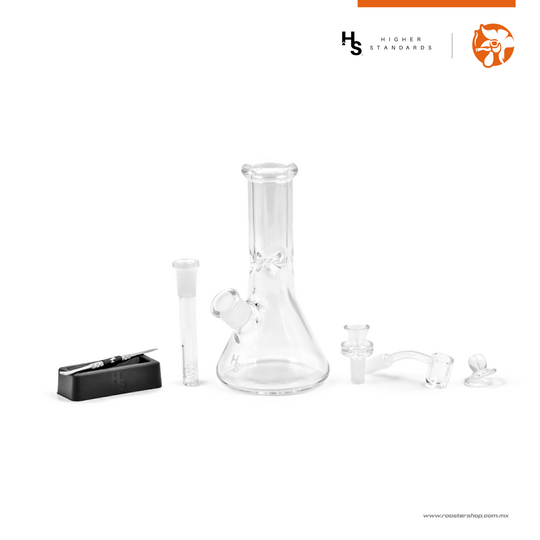 HS Higher Standards Heavy Duty Mini Beaker Bong Contenido